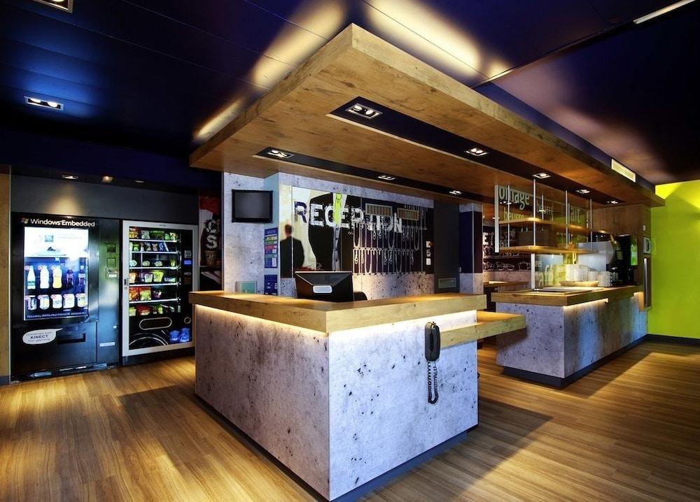 Ibis Budget Caen Porte De Bretagne Bretteville-sur-Odon Екстер'єр фото