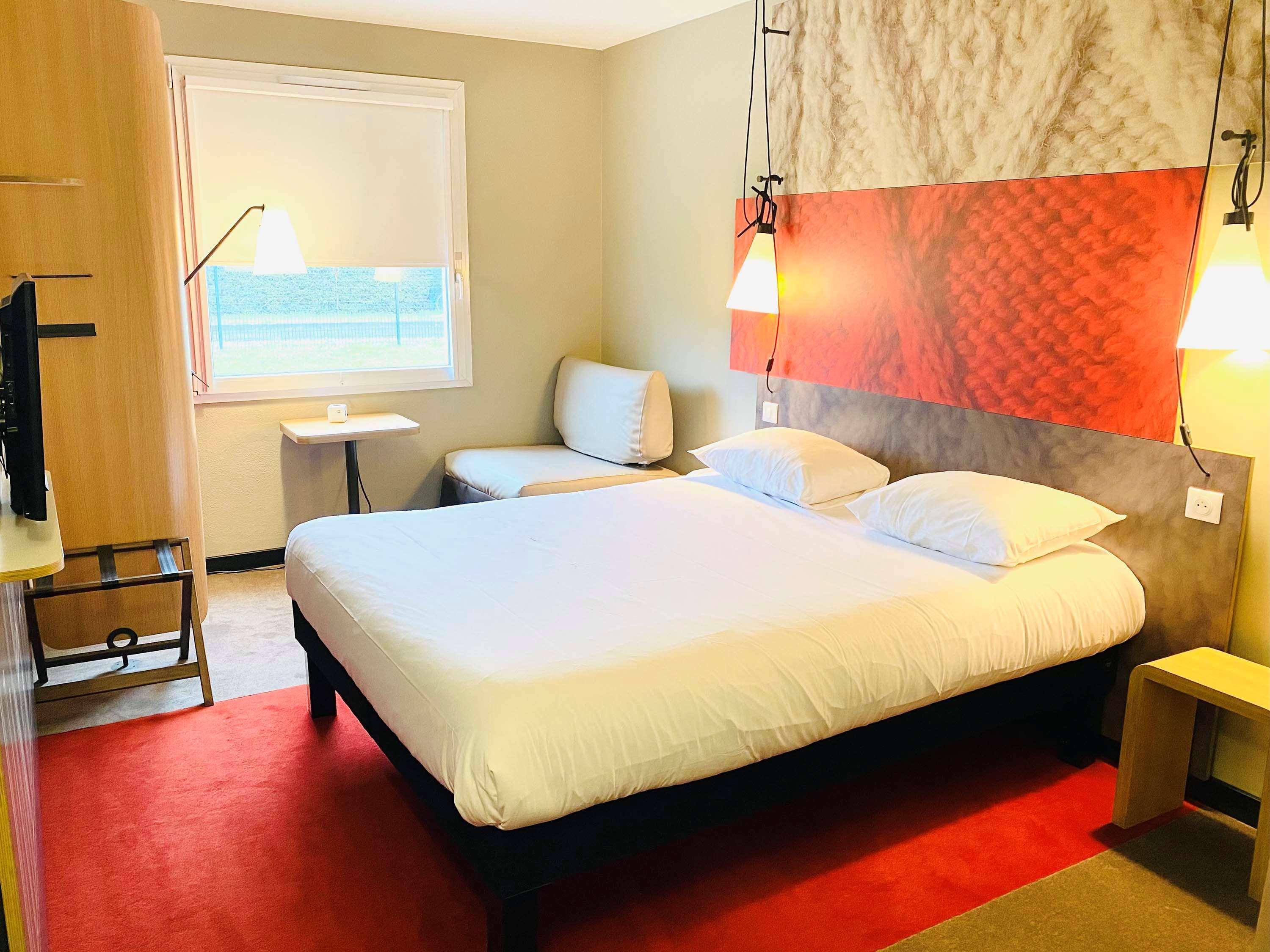 Ibis Budget Caen Porte De Bretagne Bretteville-sur-Odon Екстер'єр фото
