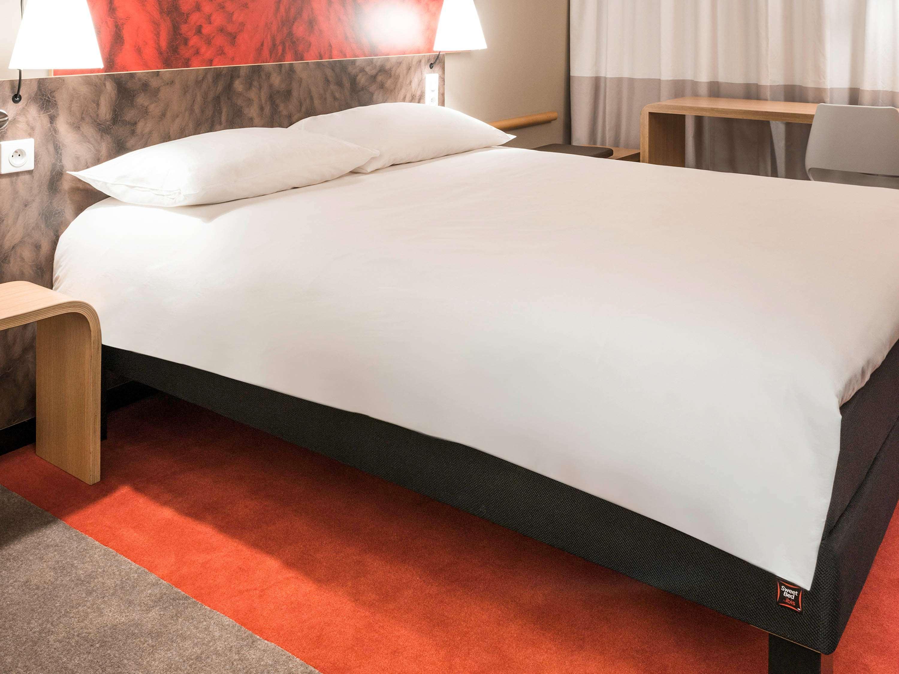 Ibis Budget Caen Porte De Bretagne Bretteville-sur-Odon Екстер'єр фото