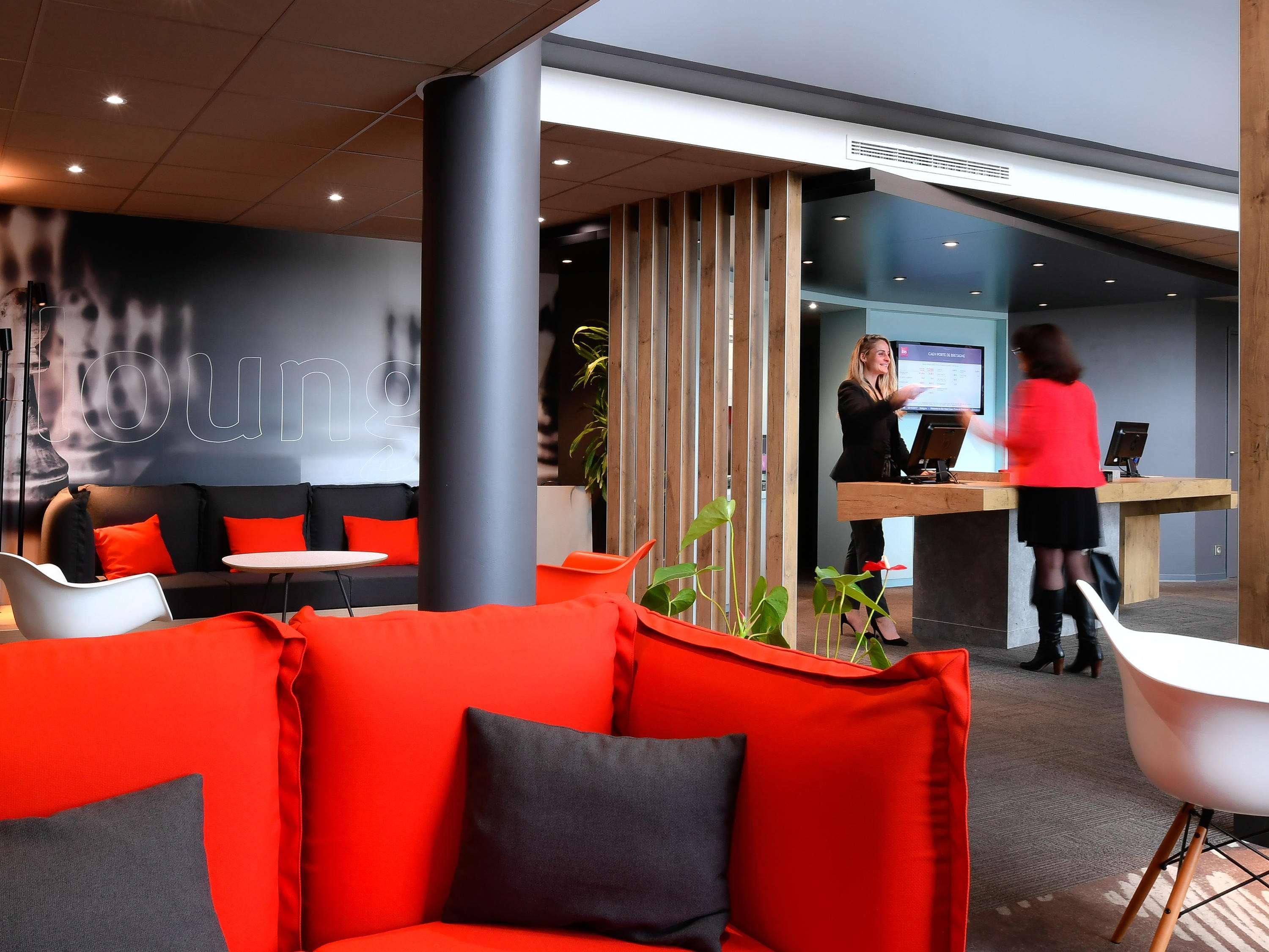 Ibis Budget Caen Porte De Bretagne Bretteville-sur-Odon Екстер'єр фото
