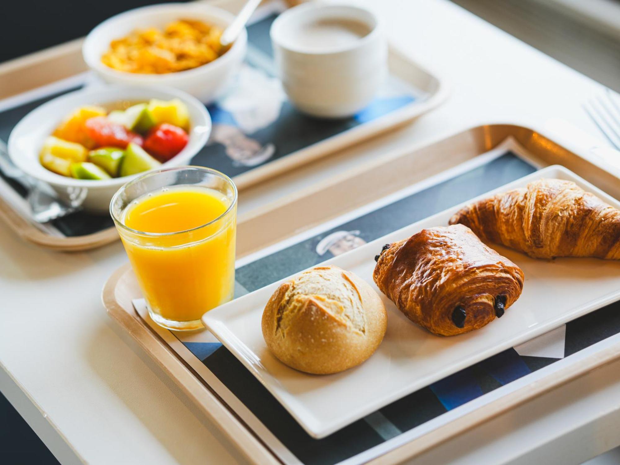 Ibis Budget Caen Porte De Bretagne Bretteville-sur-Odon Екстер'єр фото