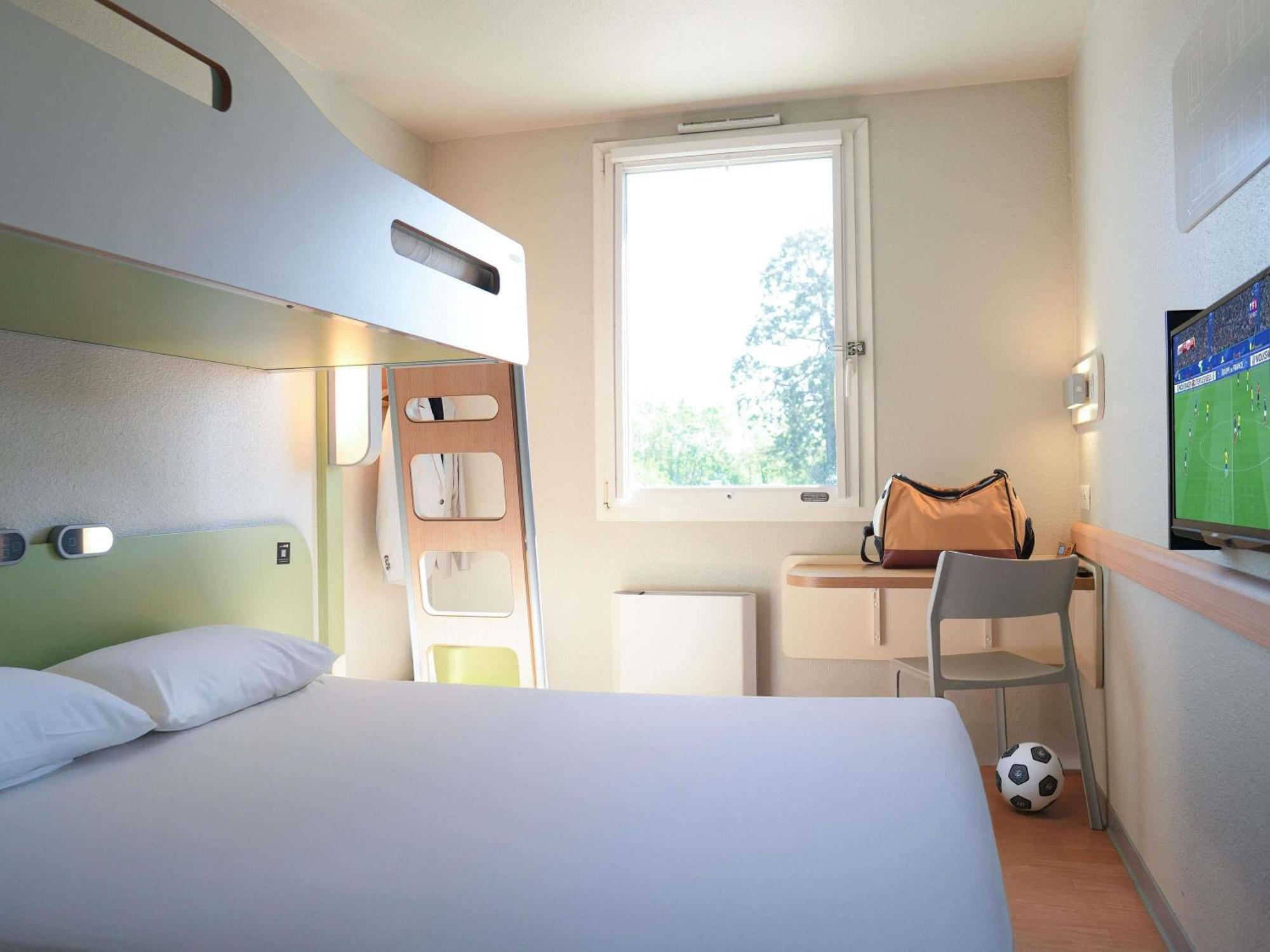 Ibis Budget Caen Porte De Bretagne Bretteville-sur-Odon Екстер'єр фото