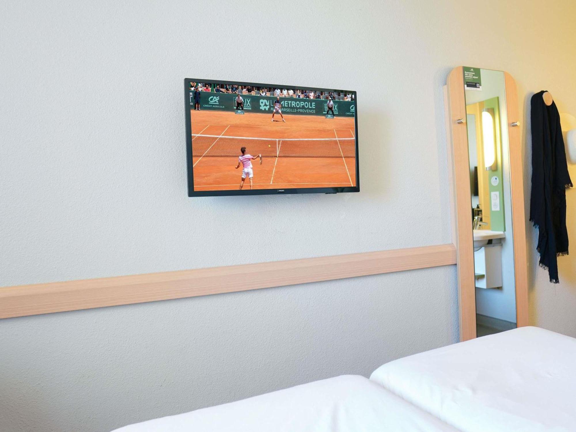 Ibis Budget Caen Porte De Bretagne Bretteville-sur-Odon Екстер'єр фото